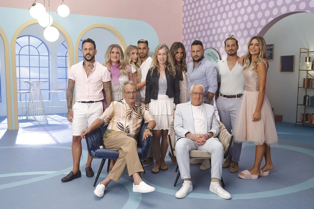 גידי גוב והבוזגלוס בקמפיין לבזק אינטרנט\צילום יחצ
